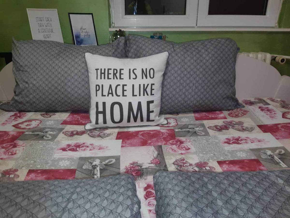 נובי סאד Sweet Home Danube Liman Apartment מראה חיצוני תמונה