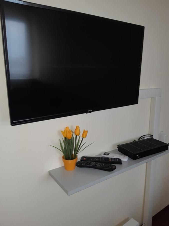 נובי סאד Sweet Home Danube Liman Apartment מראה חיצוני תמונה